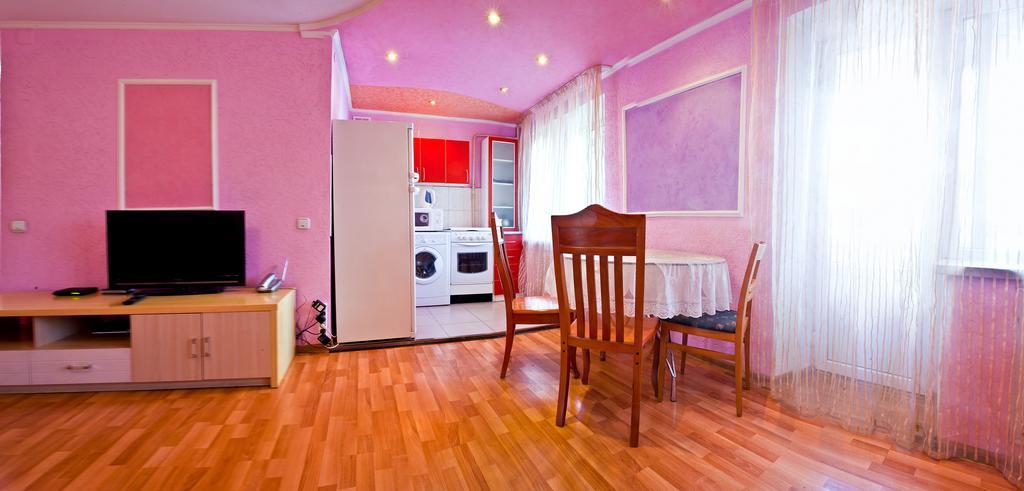 Lessor Centre Apartments Almaty Quarto foto