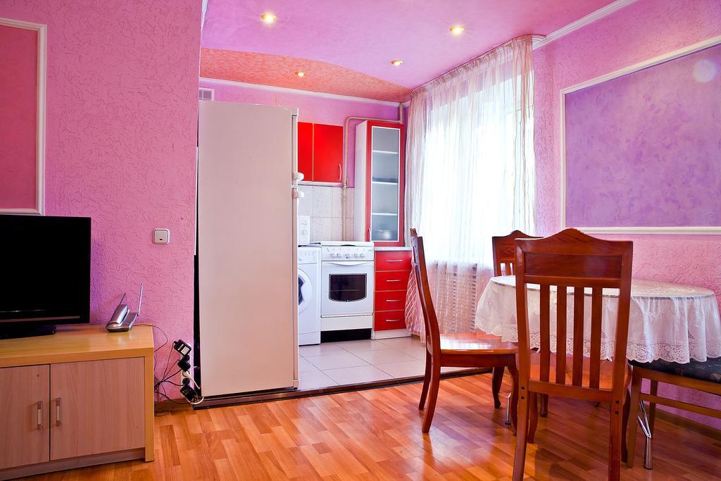 Lessor Centre Apartments Almaty Quarto foto