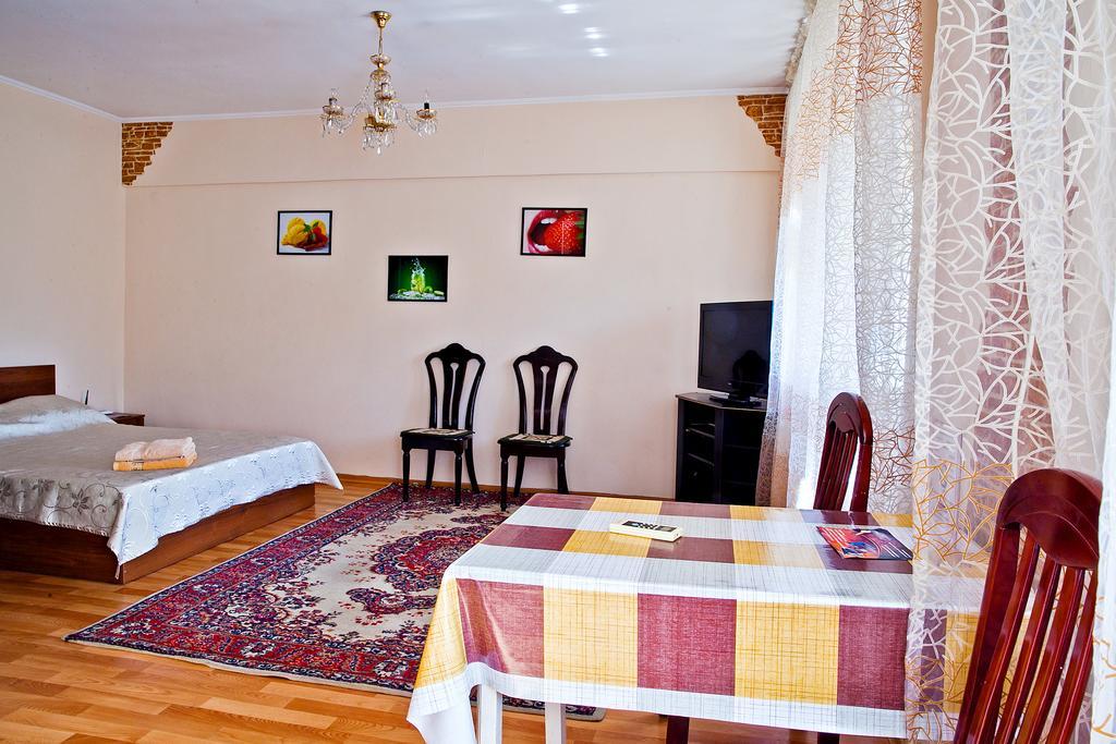 Lessor Centre Apartments Almaty Quarto foto
